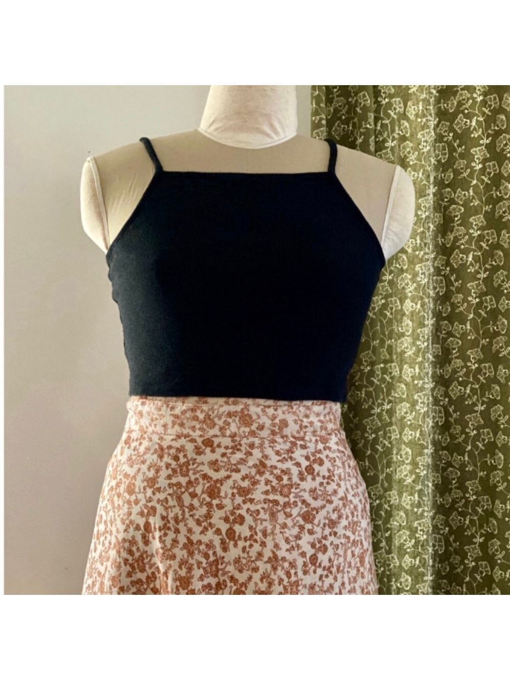 crop spaghetti strap tank in black